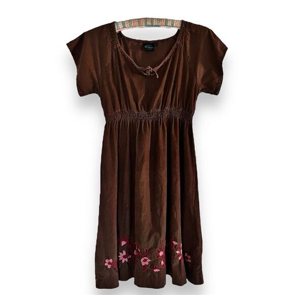 Mini Boden Brown Bohemian Corduroy Long Dress Floral Embroidery Size 10 runs big - Picture 1 of 9